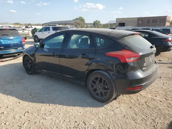 1FADP3K26GL395295 2016 FORD FOCUS - Image 2