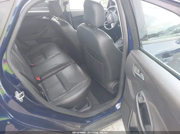 1FADP3K26GL395488 2016 FORD FOCUS - Image 8