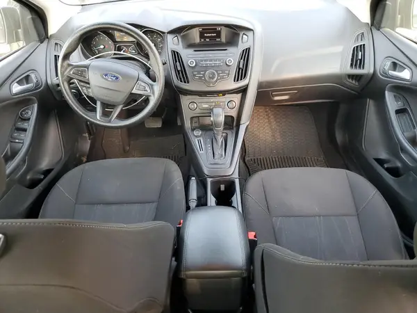1FADP3K26HL203004 2017 FORD FOCUS - Image 8