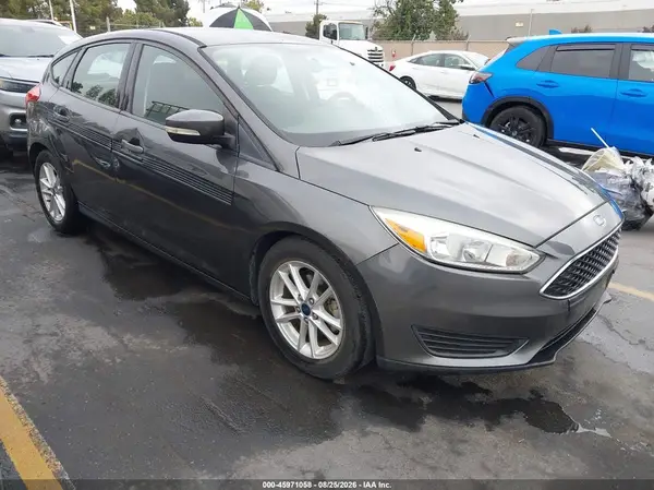 1FADP3K26HL206534 2017 FORD FOCUS - Image 1