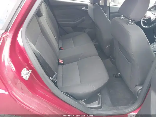 1FADP3K26HL207375 2017 FORD FOCUS - Image 8