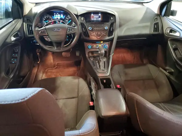 1FADP3K26HL213242 2017 FORD FOCUS - Image 8