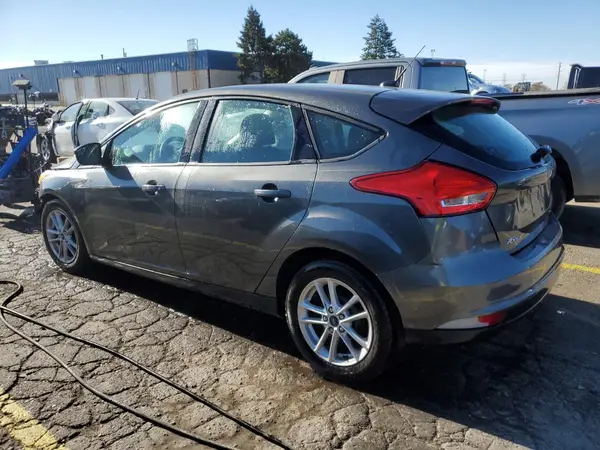 1FADP3K26HL213385 2017 FORD FOCUS - Image 2