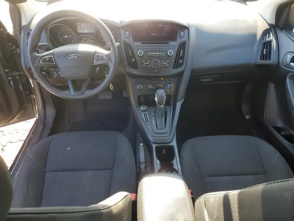 1FADP3K26HL213385 2017 FORD FOCUS - Image 8