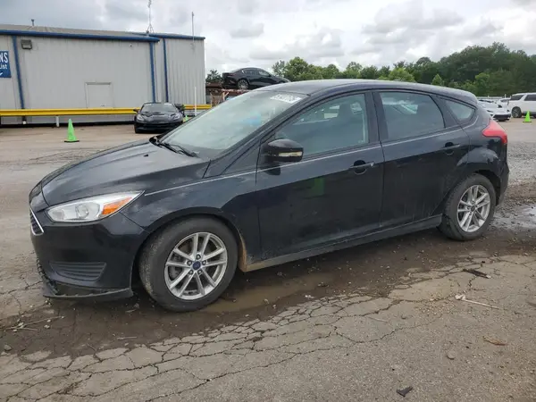 1FADP3K26HL215654 2017 FORD FOCUS - Image 1