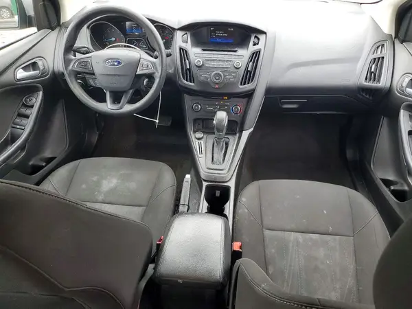 1FADP3K26HL215749 2017 FORD FOCUS - Image 8