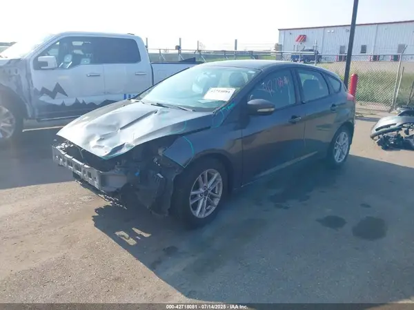 1FADP3K26HL217534 2017 FORD FOCUS - Image 2