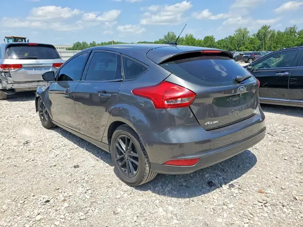 1FADP3K26HL217906 2017 FORD FOCUS - Image 2