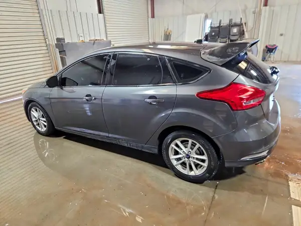 1FADP3K26HL224659 2017 FORD FOCUS - Image 2
