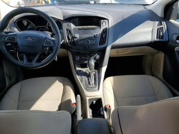 1FADP3K26HL231255 2017 FORD FOCUS - Image 8