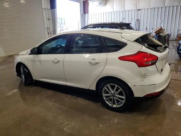 1FADP3K26HL232678 2017 FORD FOCUS - Image 2