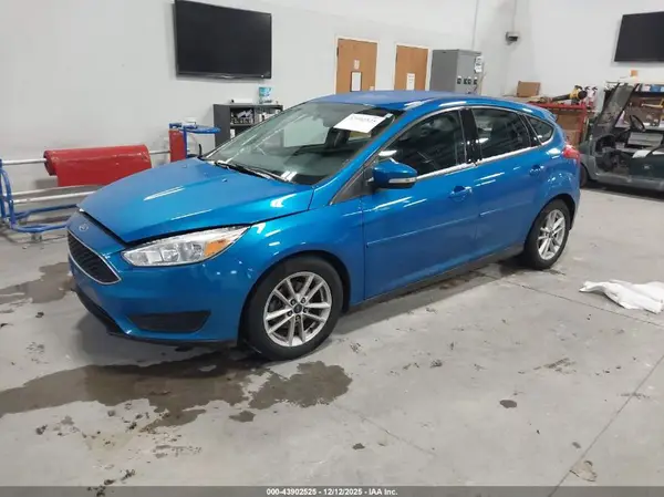 1FADP3K26HL244166 2017 FORD FOCUS - Image 2