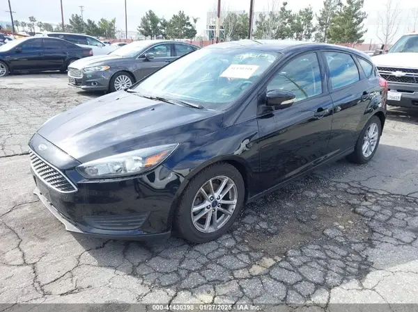 1FADP3K26HL246578 2017 FORD FOCUS - Image 2