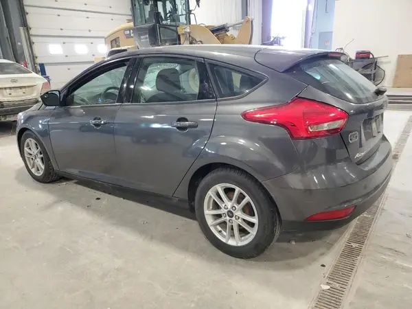 1FADP3K26HL257063 2017 FORD FOCUS - Image 2