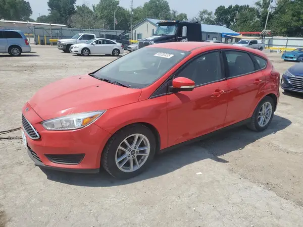 1FADP3K26HL268273 2017 FORD FOCUS - Image 1