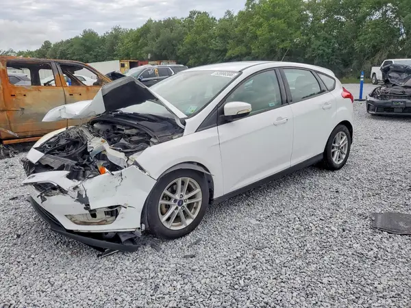 1FADP3K26HL274896 2017 FORD FOCUS - Image 1