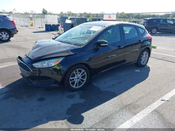 1FADP3K26HL282688 2017 FORD FOCUS - Image 2