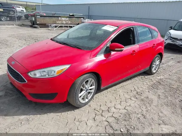 1FADP3K26HL286322 2017 FORD FOCUS - Image 2