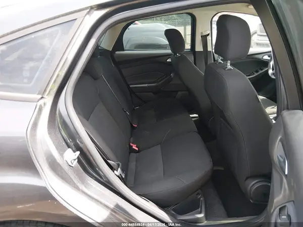 1FADP3K26HL286501 2017 FORD FOCUS - Image 8