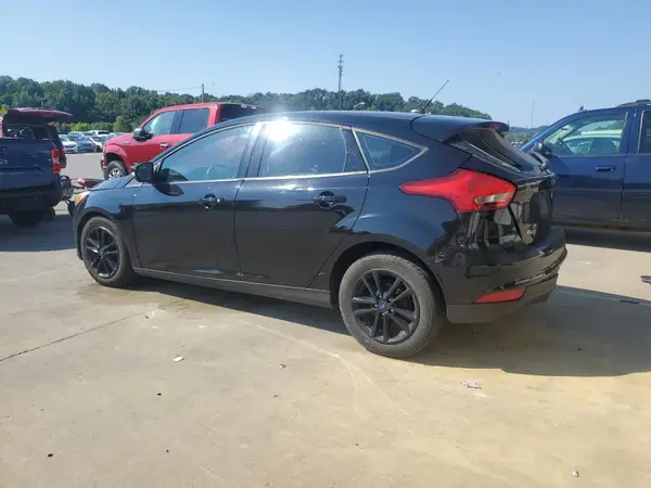1FADP3K26HL295067 2017 FORD FOCUS - Image 2