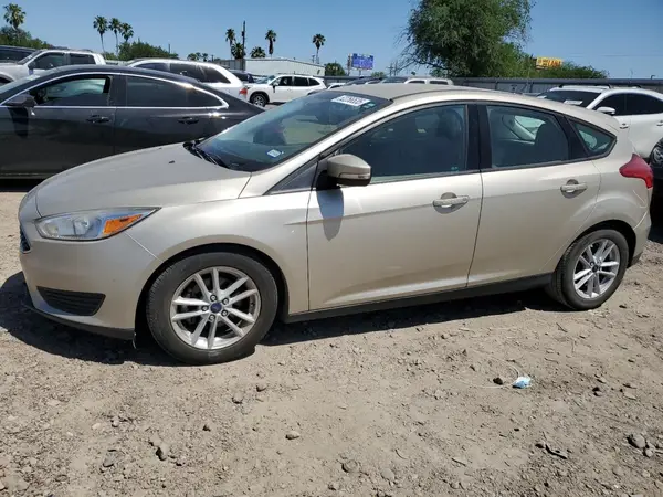 1FADP3K26HL303393 2017 FORD FOCUS - Image 1