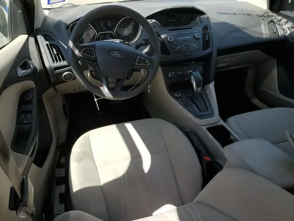 1FADP3K26HL303393 2017 FORD FOCUS - Image 8