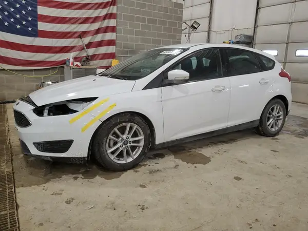 1FADP3K26HL303670 2017 FORD FOCUS - Image 1
