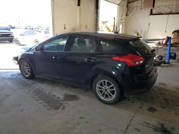 1FADP3K26HL318279 2017 FORD FOCUS - Image 2