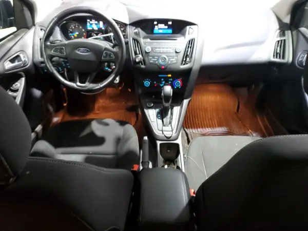 1FADP3K26HL321697 2017 FORD FOCUS - Image 8