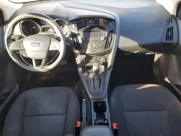 1FADP3K26HL323272 2017 FORD FOCUS - Image 8