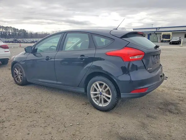 1FADP3K26HL330240 2017 FORD FOCUS - Image 2