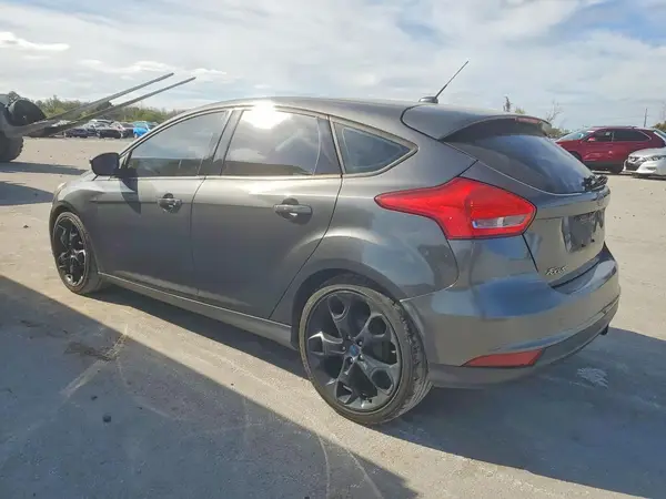 1FADP3K26HL337012 2017 FORD FOCUS - Image 2