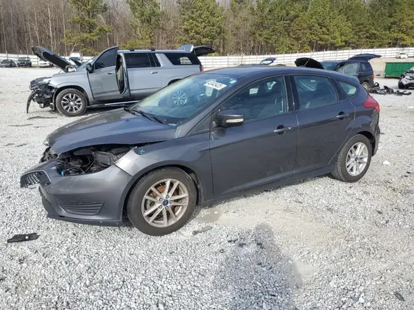 1FADP3K26HL337186 2017 FORD FOCUS - Image 1