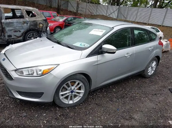 1FADP3K26JL215546 2018 FORD FOCUS - Image 2
