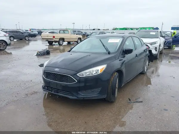 1FADP3K26JL217345 2018 FORD FOCUS - Image 2