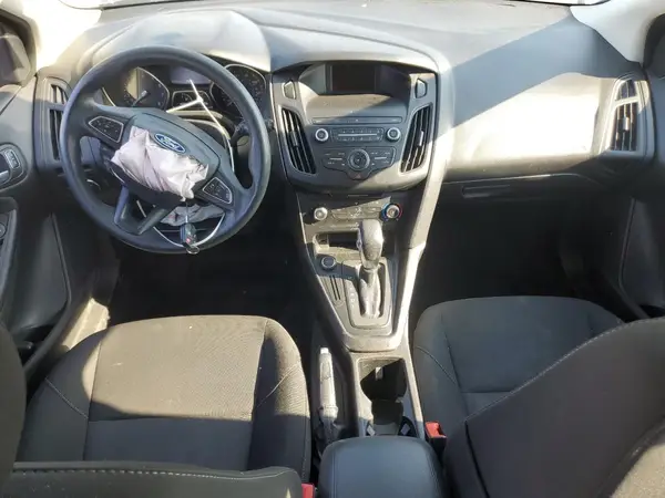1FADP3K26JL217989 2018 FORD FOCUS - Image 8