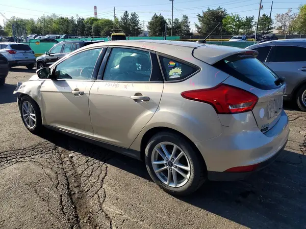 1FADP3K26JL223615 2018 FORD FOCUS - Image 2