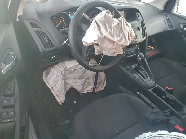 1FADP3K26JL231519 2018 FORD FOCUS - Image 8
