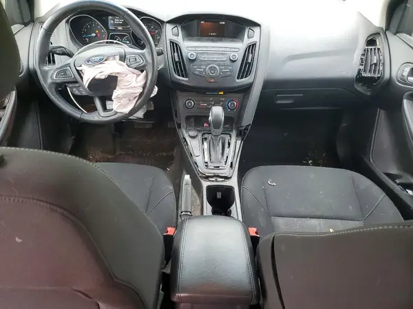 1FADP3K26JL239118 2018 FORD FOCUS - Image 8