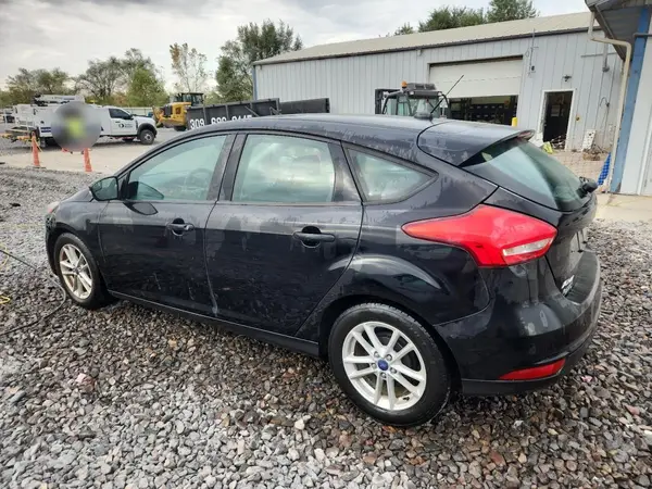 1FADP3K26JL243444 2018 FORD FOCUS - Image 2