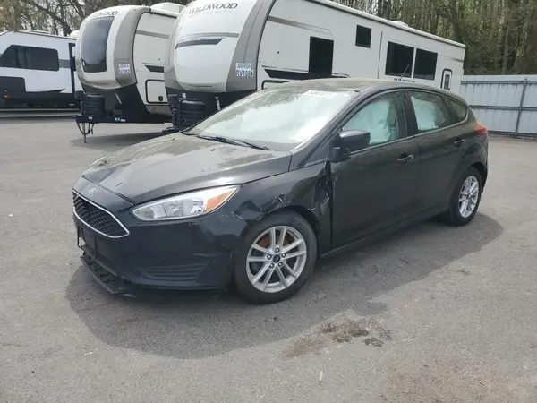 1FADP3K26JL250801 2018 FORD FOCUS - Image 1
