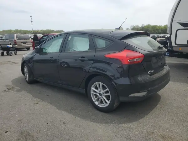 1FADP3K26JL250801 2018 FORD FOCUS - Image 2