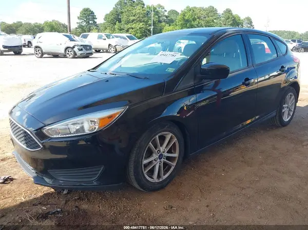1FADP3K26JL251804 2018 FORD FOCUS - Image 2