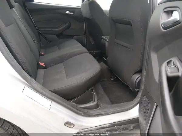 1FADP3K26JL253018 2018 FORD FOCUS - Image 8