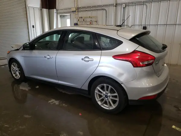 1FADP3K26JL260437 2018 FORD FOCUS - Image 2