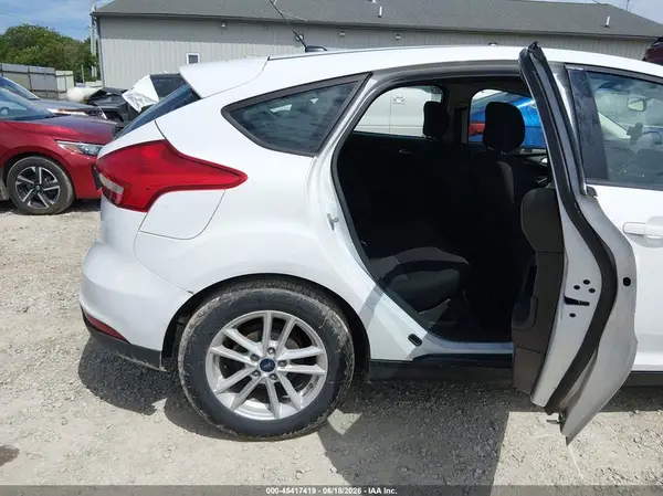1FADP3K26JL262205 2018 FORD FOCUS - Image 8