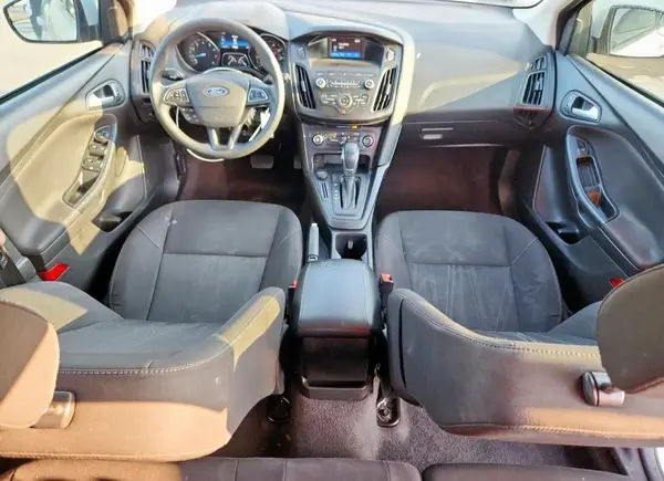 1FADP3K26JL269302 2018 FORD FOCUS - Image 8