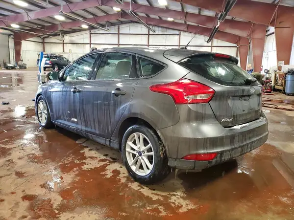 1FADP3K26JL277304 2018 FORD FOCUS - Image 2