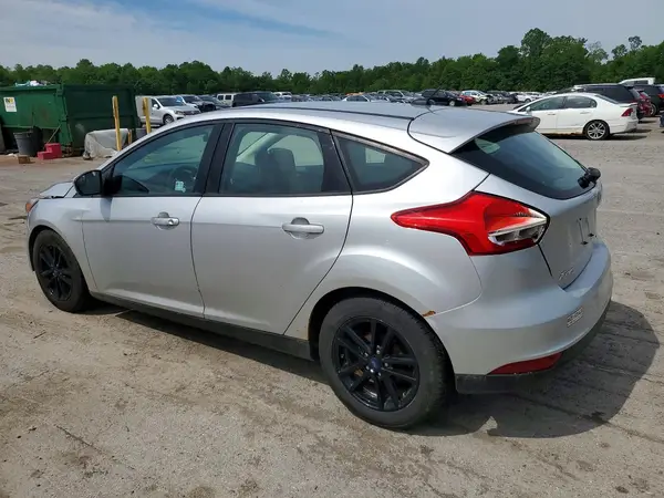 1FADP3K26JL280137 2018 FORD FOCUS - Image 2