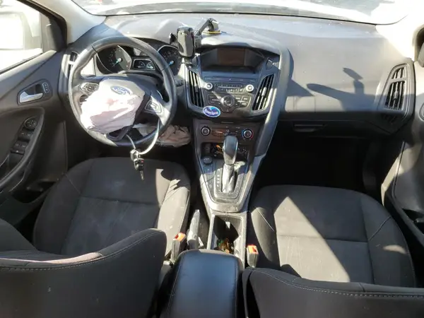 1FADP3K26JL284432 2018 FORD FOCUS - Image 8